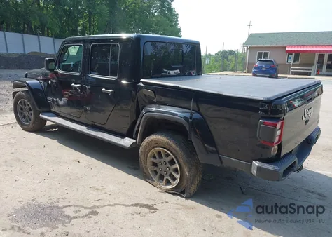2020 Jeep Gladiator Overland 4X4 z USA, uszkodzony, nr VIN 1C6HJTFG8LL176164